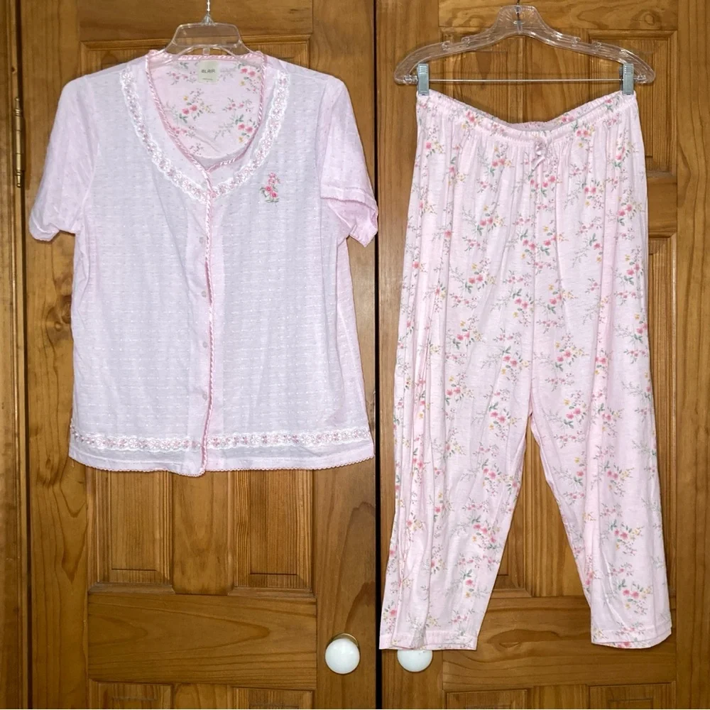 NWOT Blair Pajama Top and Cropped Bottoms Set Size L